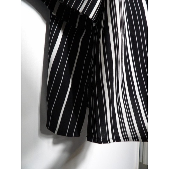 Catherines 1X 18/20 Blouse Black White Striped Collared Button Office Career - Picture 5 of 11